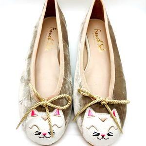 French Sole Cat Ballet Flats